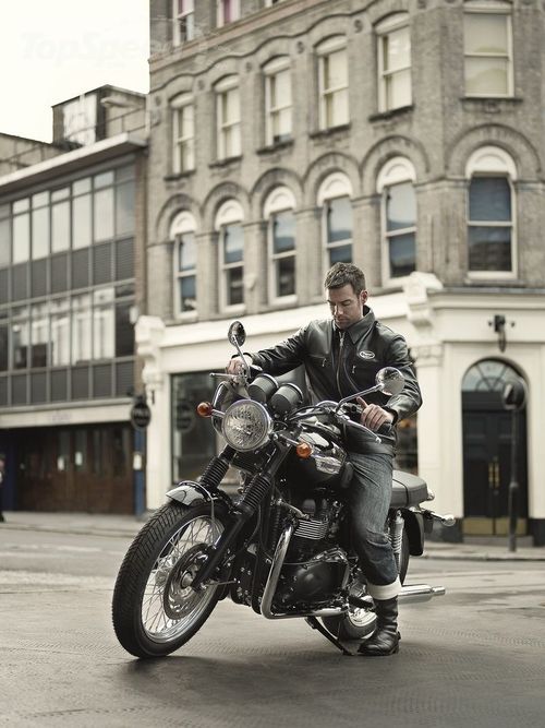 Product picture Triumph Motorcycle T100 2002-2012 Service Repair Manual