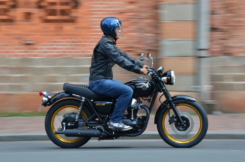 Product picture Kawasaki 2011-2015 W800 W 800 Repair Service Manual