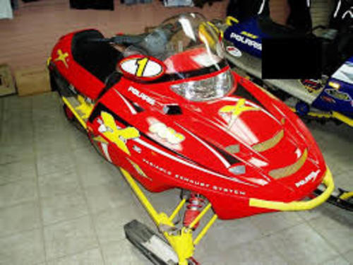 Product picture Polaris Snowmobile 2001-2 Indy 500/600/700/800 Repair Manual