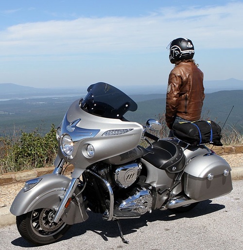 Product picture Indian 2014 2015 2016 Chief Chieftan Roadmaster Srvce Manual